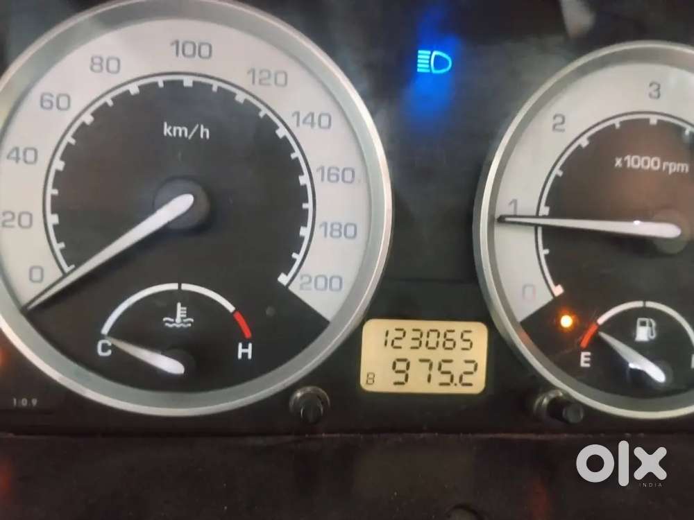 Tata Safari 2009