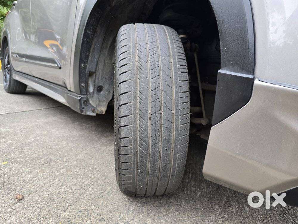 Toyota Innova Hycross 2.0 Zx (o) Hybrid 7 Str, 2024, Petrol
