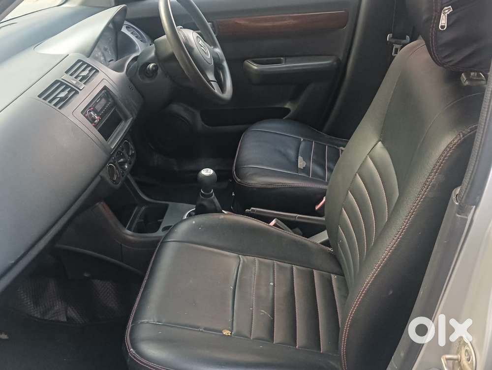 Maruti Suzuki Swift Vxi + Manual, 2006, Petrol