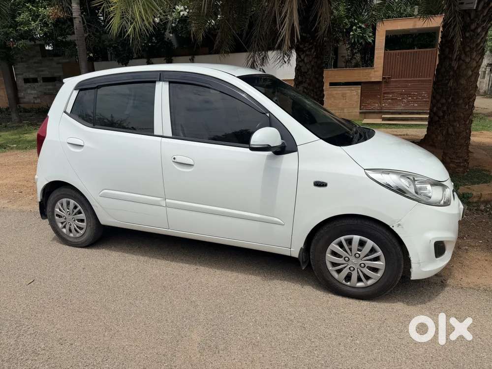 Hyundai I10 Sportz Option, 2015, Petrol