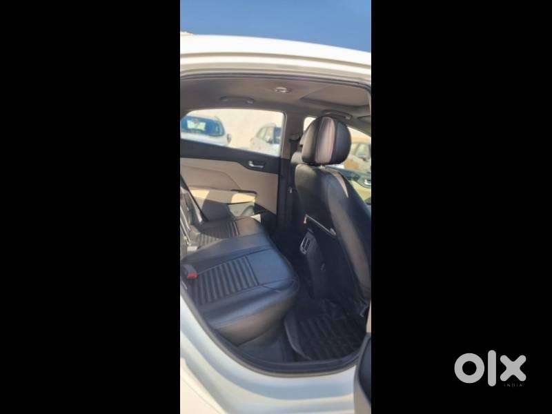 Hyundai Verna Crdi 1.6 At Sx Plus, 2019, Diesel