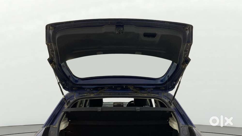 Tata Altroz 1.2 Xza Plus, 2022, Petrol