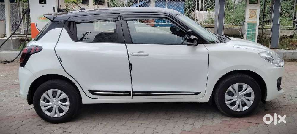 Maruti Suzuki Swift, 2022, Petrol