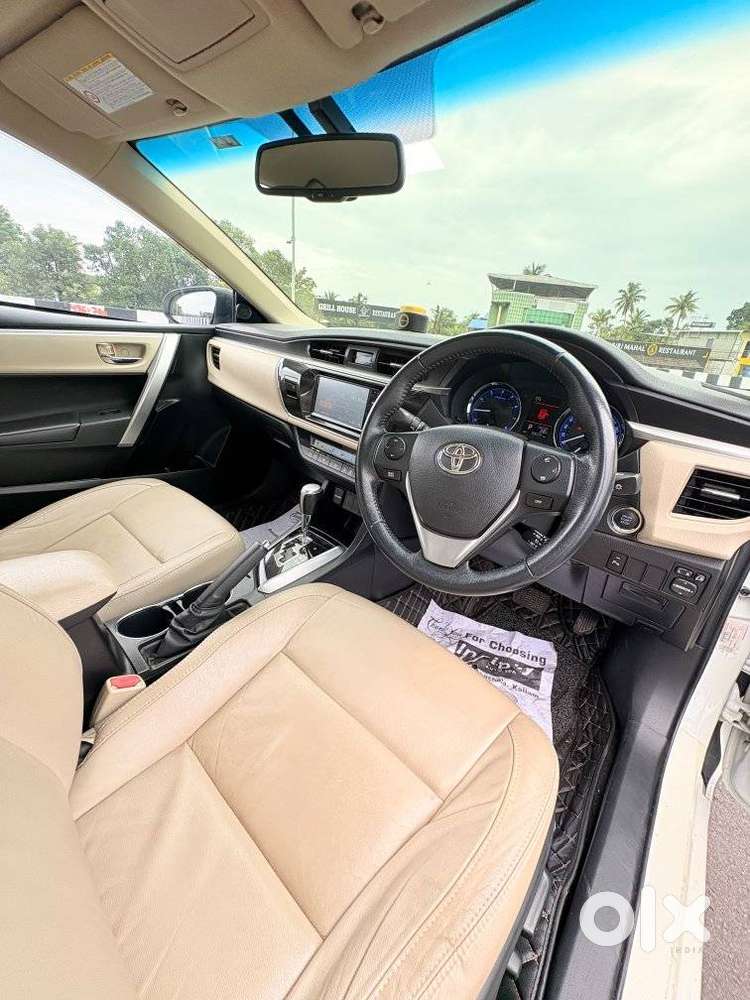 Toyota Corolla Altis Vl, 2014, Petrol