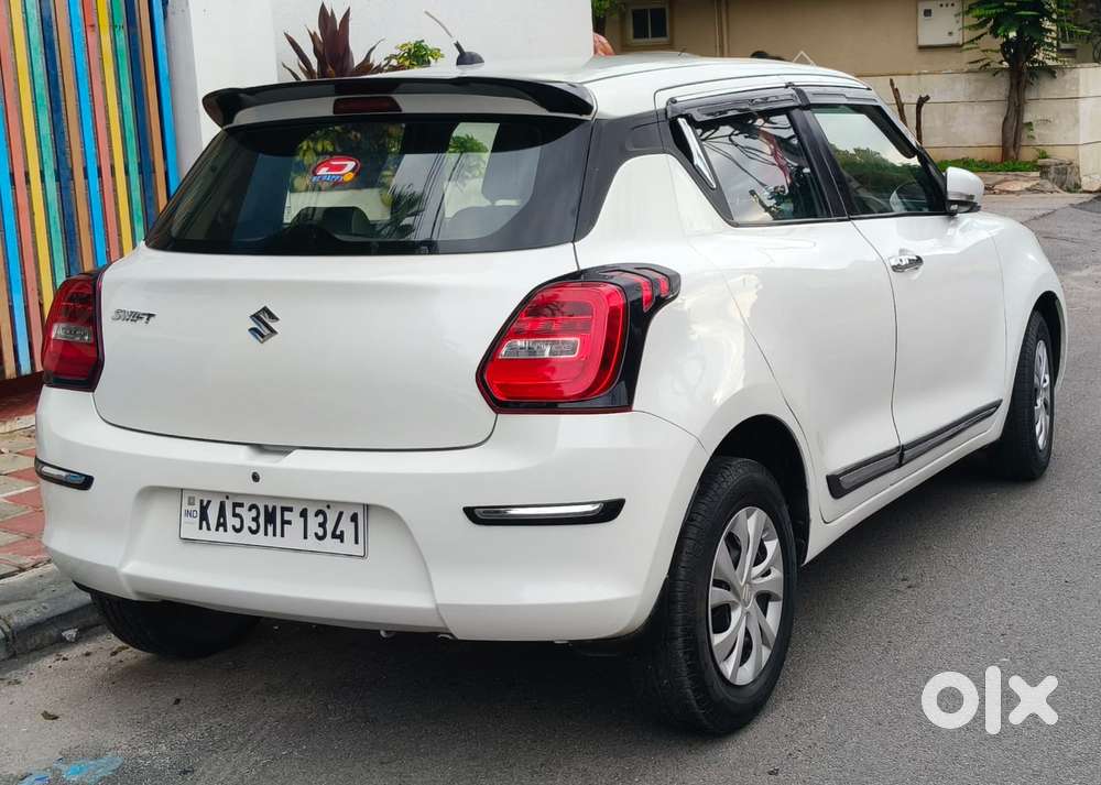 Maruti Suzuki Swift Vxi 1.2 Abs Bs-iv, 2018, Petrol