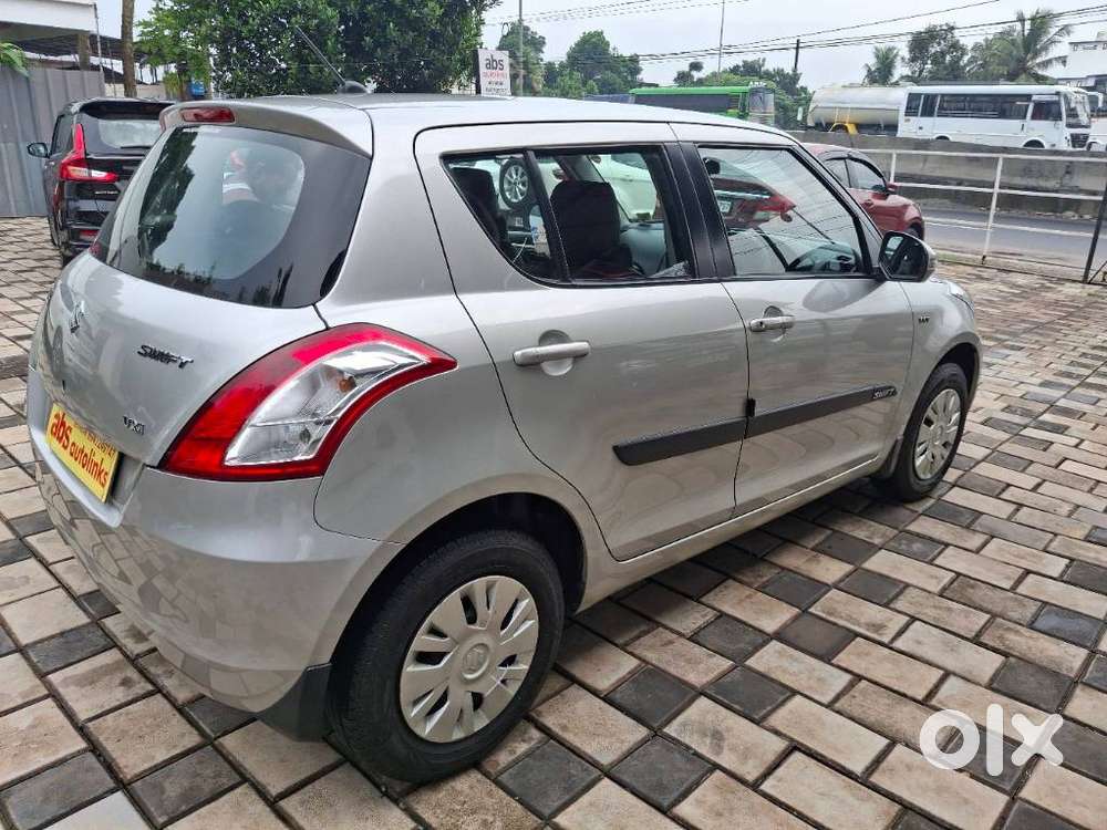 Maruti Suzuki Swift Vxi 1.2 Abs Bs-iv, 2014