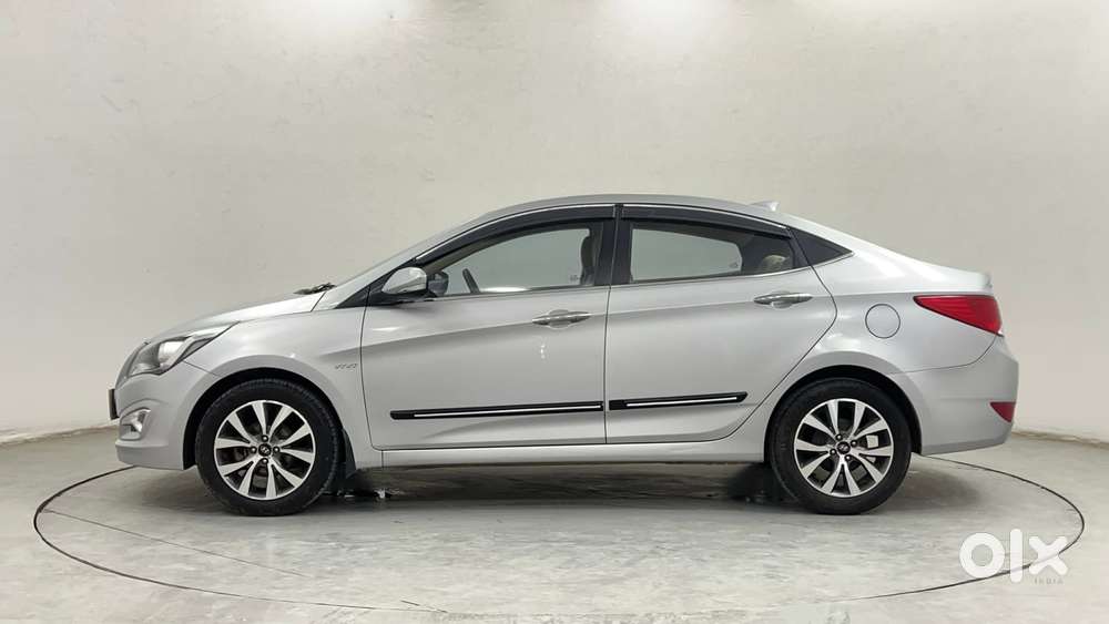 Hyundai Verna Fluidic 1.6 Vtvt Sx, 2016, Petrol