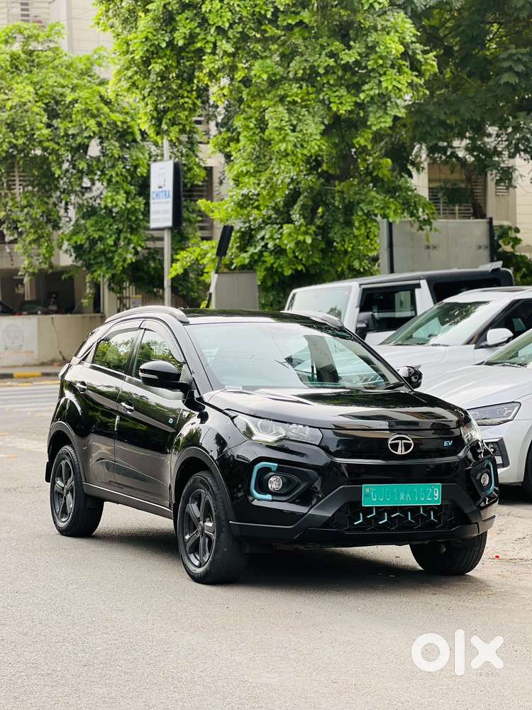Tata Nexon EV XZ Plus dark edition, 2023, Electric - Photo 3