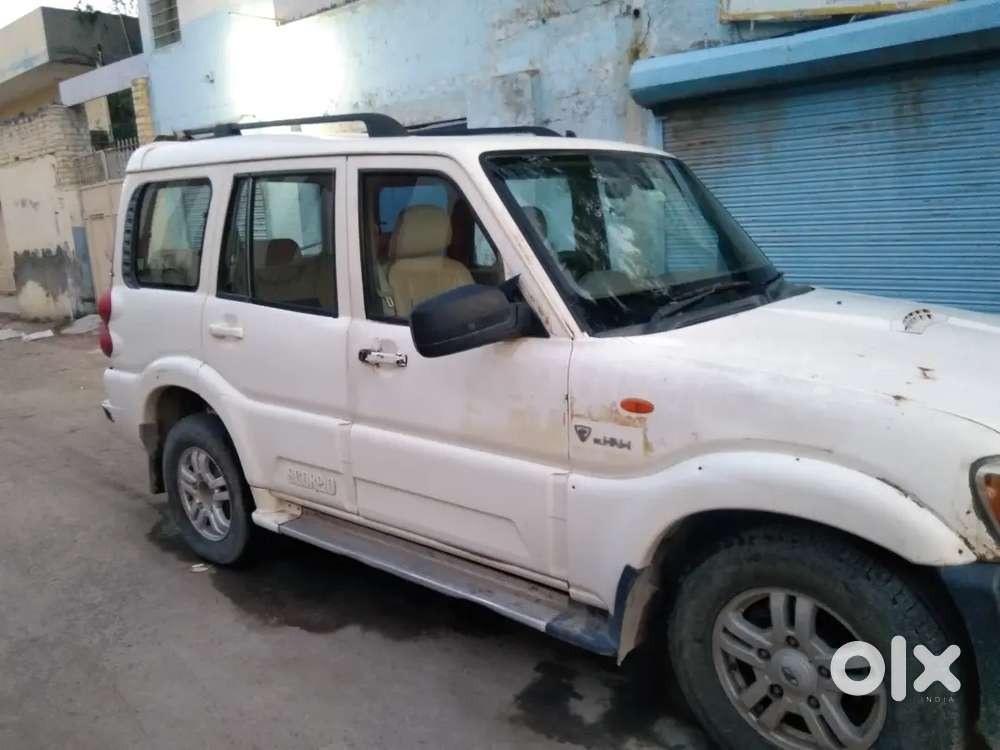 Mahindra Scorpio 2011