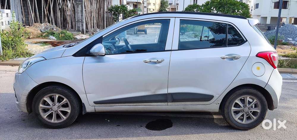 Hyundai Grand I10 Asta Option, 2016, Petrol