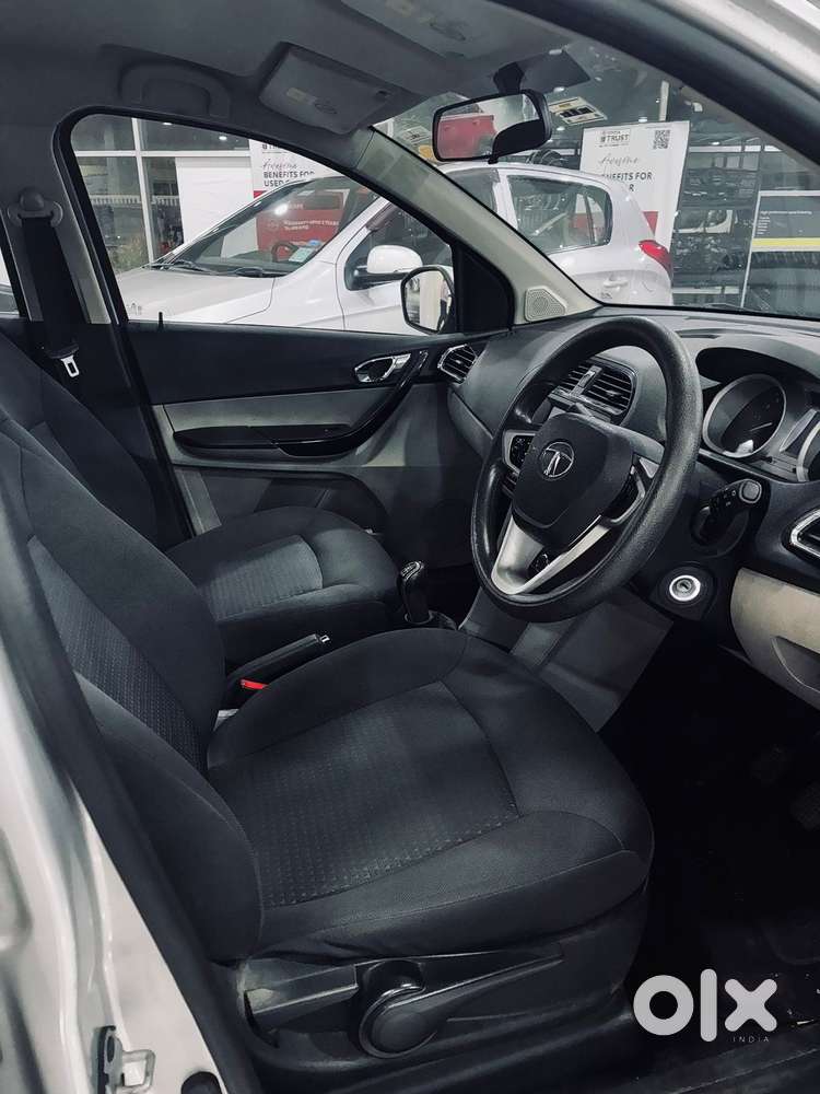 Tata Tiago Xz, 2016, Petrol
