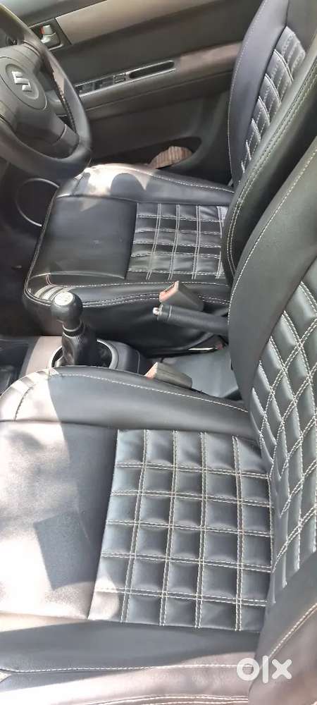 Maruti Suzuki Swift 2010 Petrol 77000 Km Driven