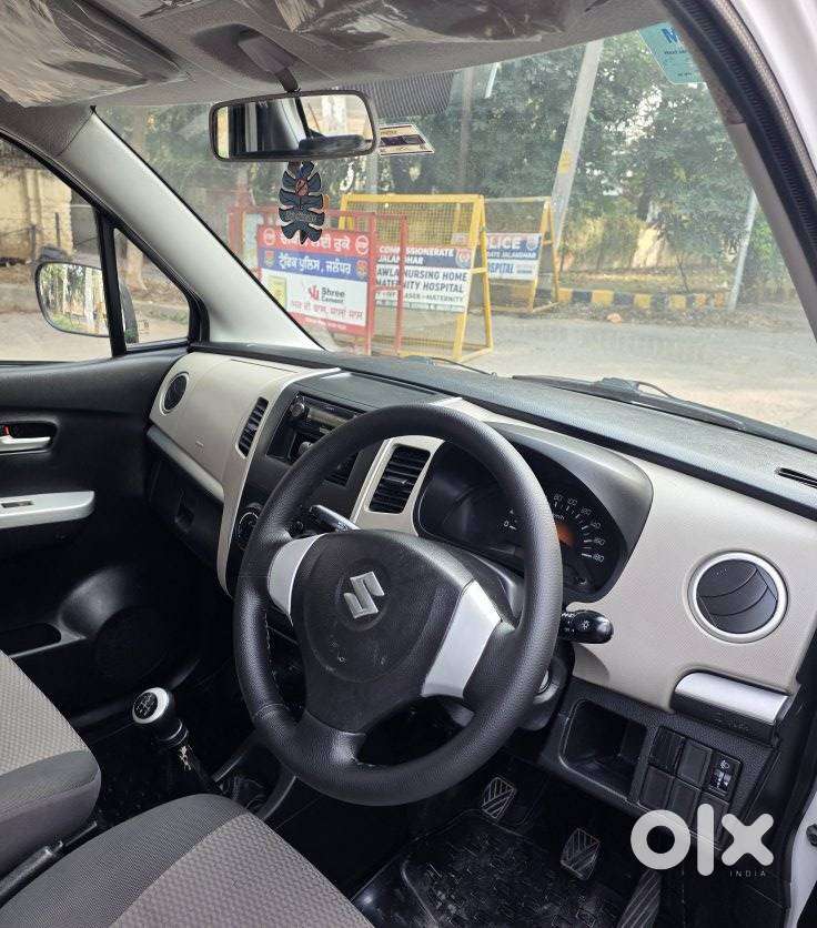 Maruti Suzuki Wagon R Lxi Bs Iv, 2016, Petrol
