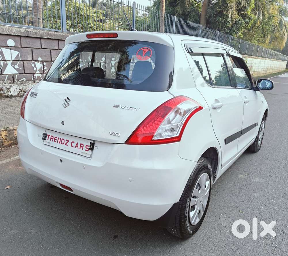 Maruti Suzuki Swift Vxi, 2015, Petrol