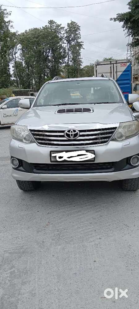 Toyota Fortuner 4x4 Diesel 2012