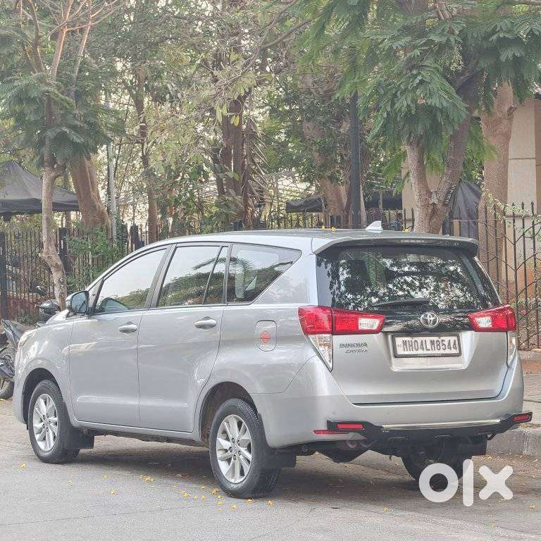 Toyota Innova Crysta 2.4 G Mt 7 Str, 2023, Diesel
