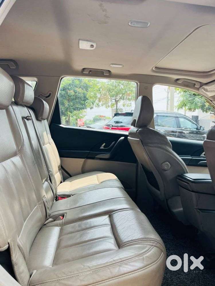 Mahindra Xuv500 2.2 W10, 2016, Diesel
