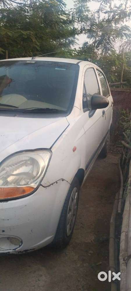 Chevrolet Spark 2011 Petrol Well Maintained