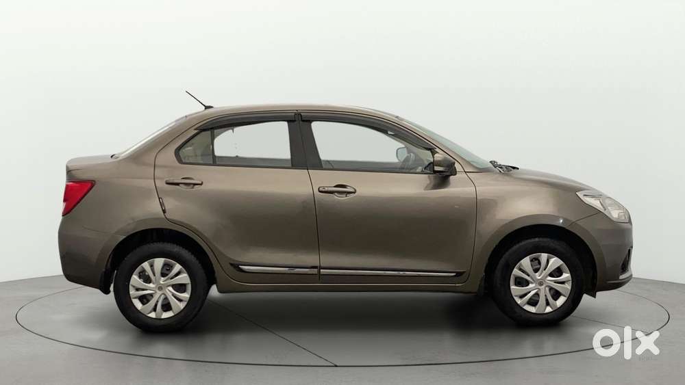 Maruti Suzuki Swift Dzire 1.2 Vxi Bsiv, 2021, Petrol
