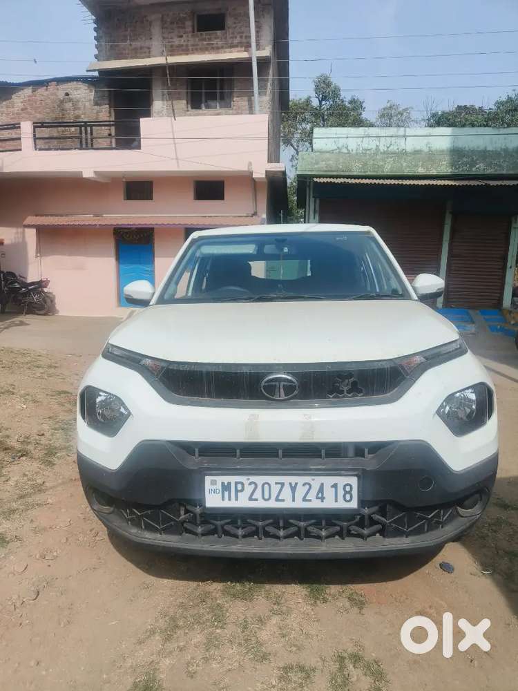 Tata Punch 2025 Petrol Well Maintained