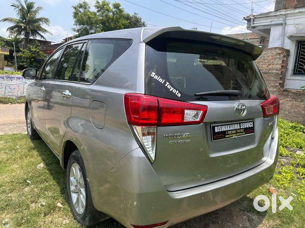 Toyota Innova Crysta 2.4 V, 2020, Electric