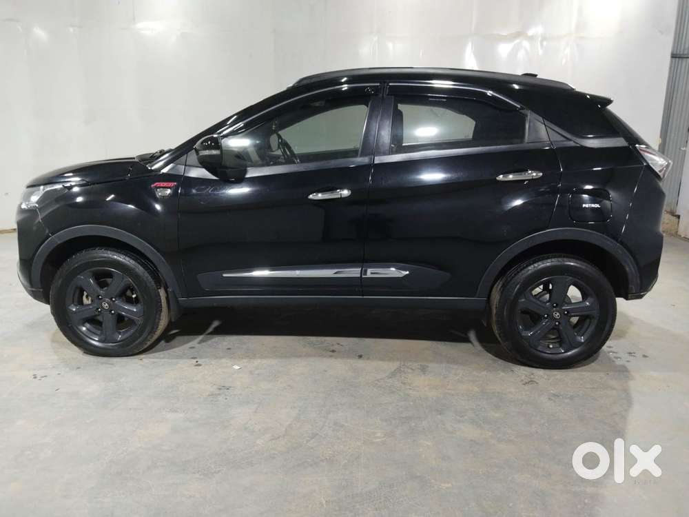 Tata Nexon 1.2 Revotron Xza Plus Hs Dark Edition, 2022, Petrol