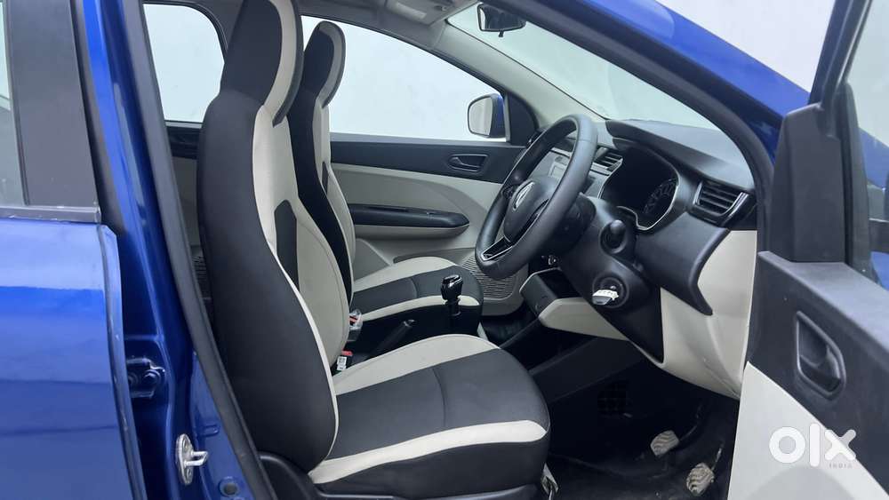 Renault Triber Rxt, 2021, Petrol
