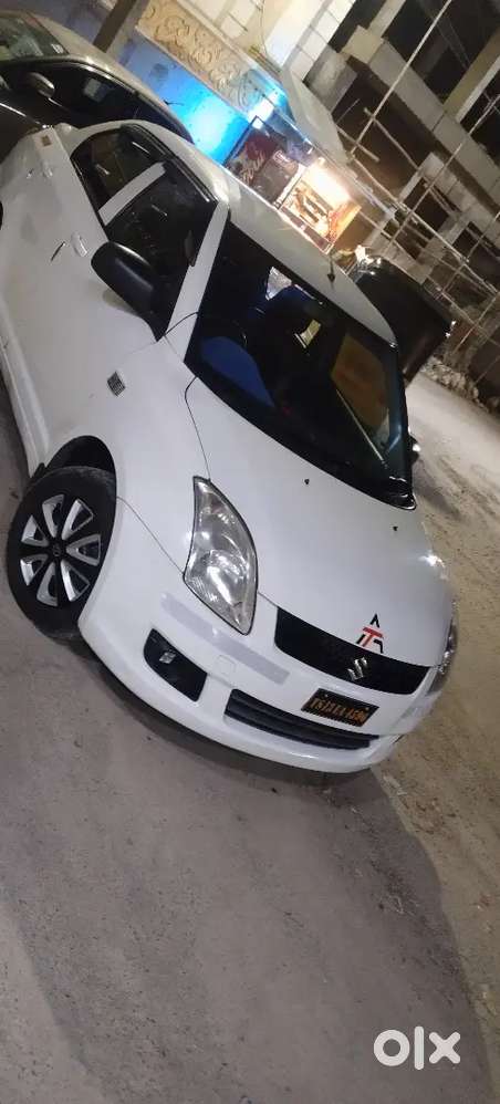 Maruti Suzuki Dzire 2015 Diesel Second-owner