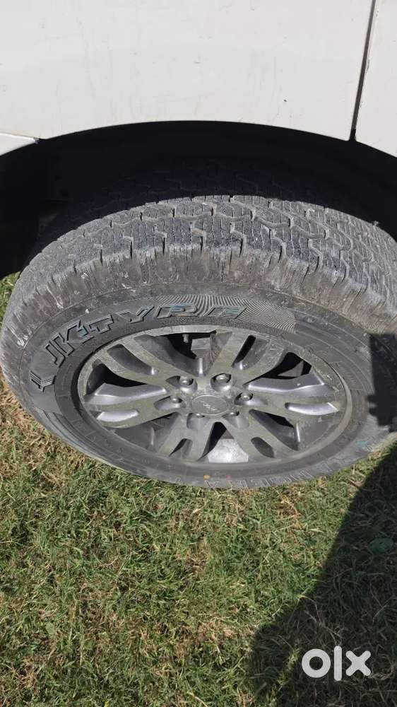 Ford Endeavour Titanium 4x4 2017
