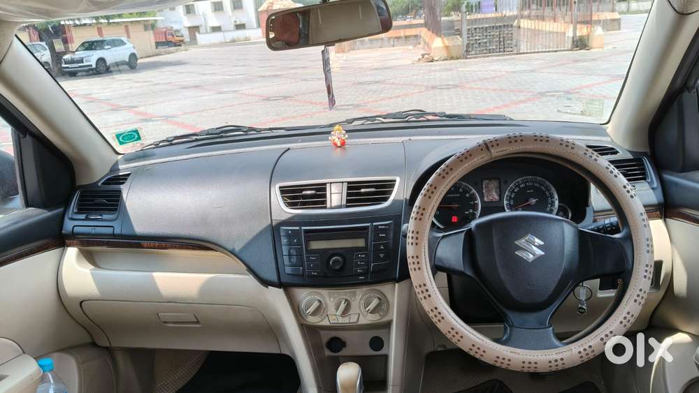 Maruti Suzuki Swift Dzire Vxi At, 2013, Petrol