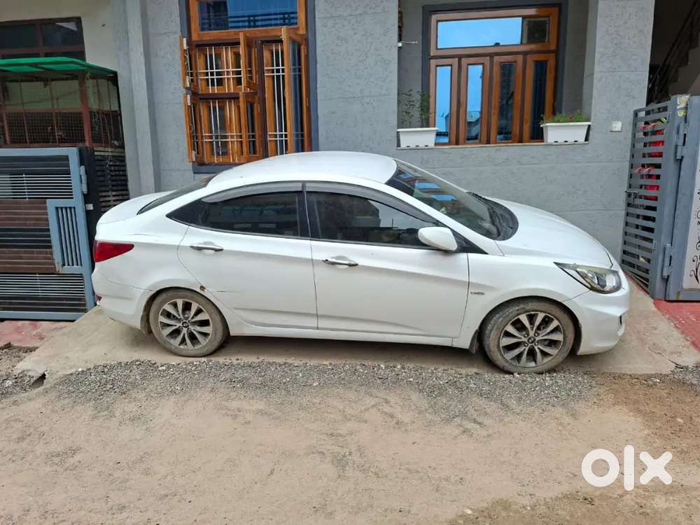 Hyundai Verna Sx Crdi 2013