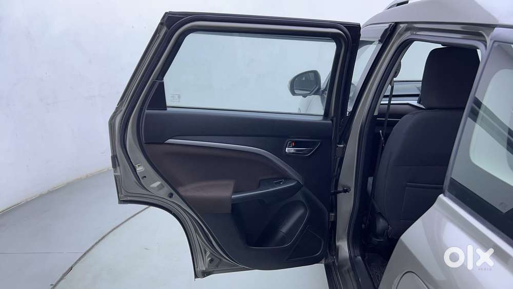 Maruti Suzuki Brezza Zxi Plus At, 2022, Petrol