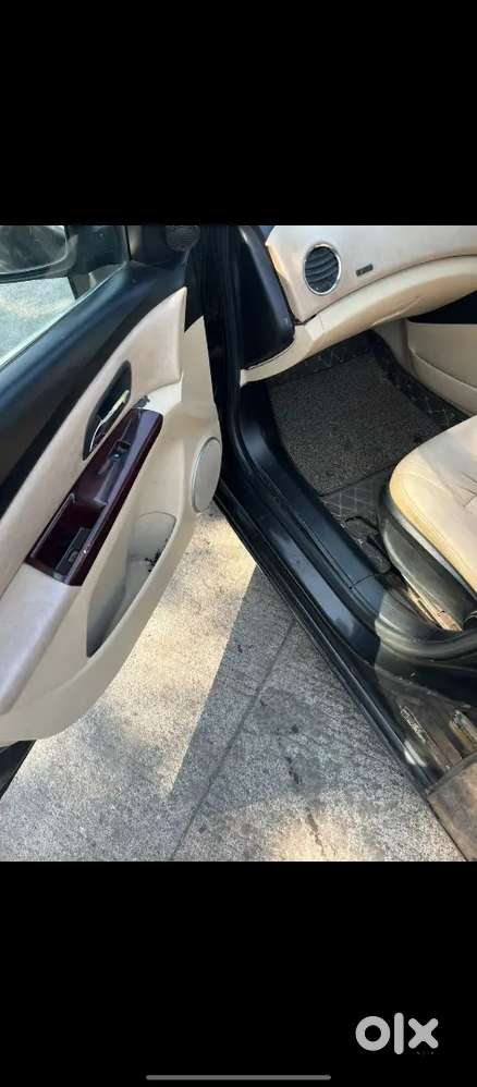 2010
Push Button
Allow Wheel
Smooth Engine
2owner