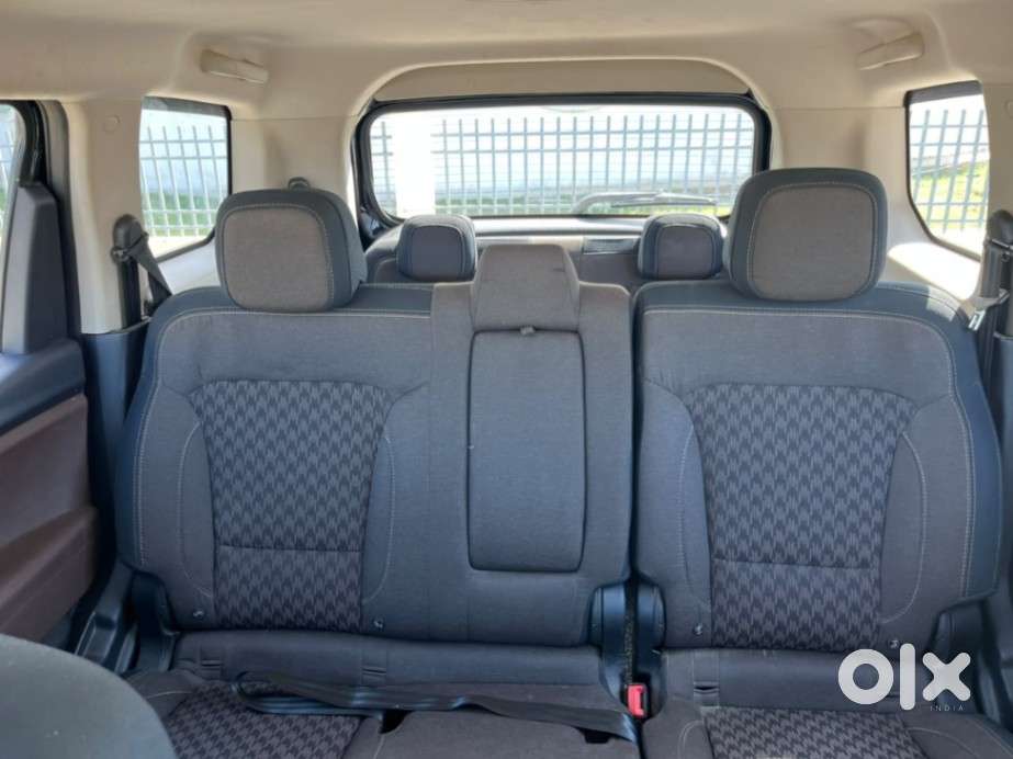 Mahindra Scorpio-n 2.2 Z4 Diesel Mt 4wd 7 Str, 2024, Diesel