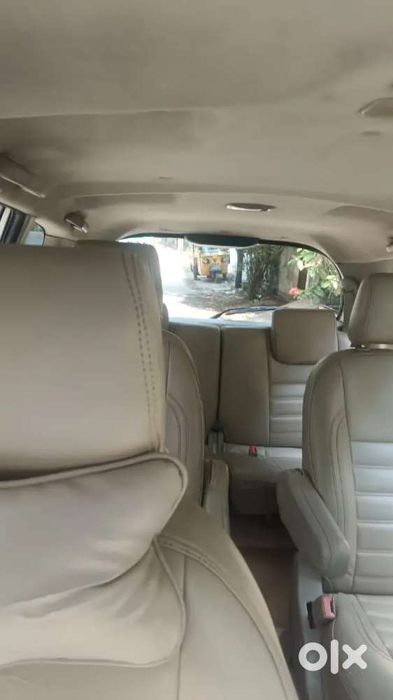 Toyota Innova 2010 Diesel Well Maintained