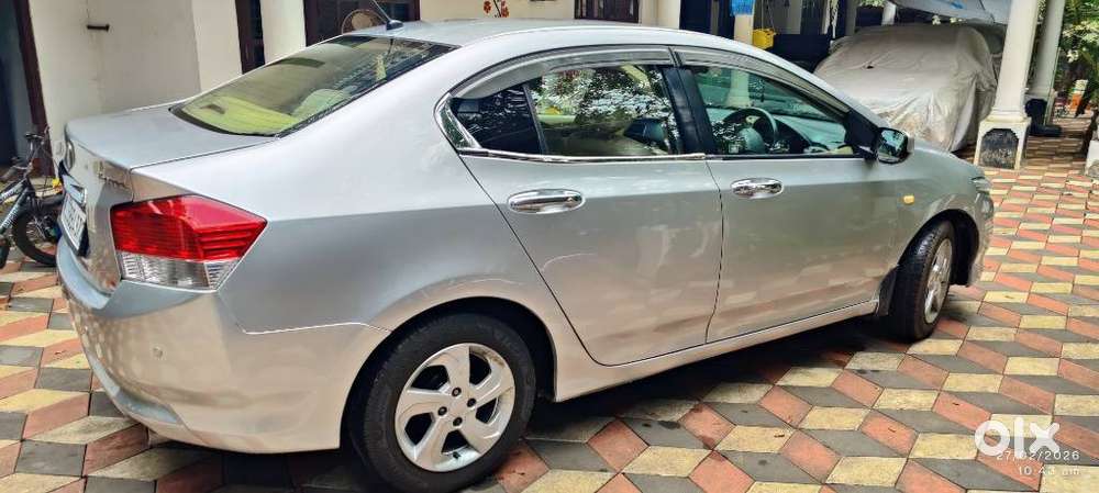 Honda City 2011-2013 V At Exclusive, 2011, Cng & Hybrids