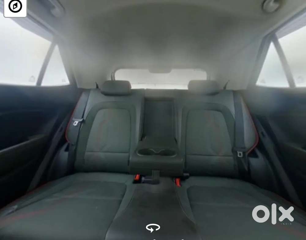 Hyundai Venue 2020. Top End Model Good Condition