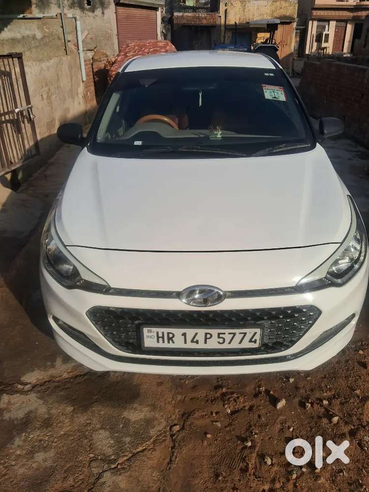 Hyundai Elite I20 2017 Petrol 80000 Km Driven