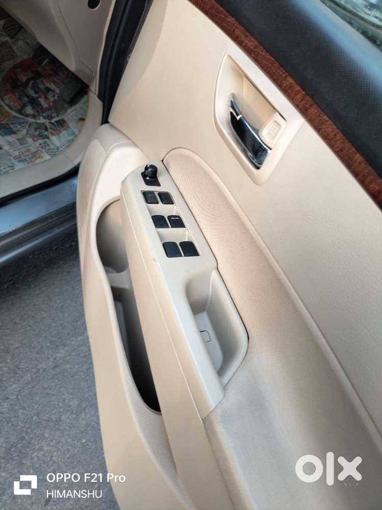 Maruti Suzuki Dzire 1.2 Vxi, 2013, Petrol