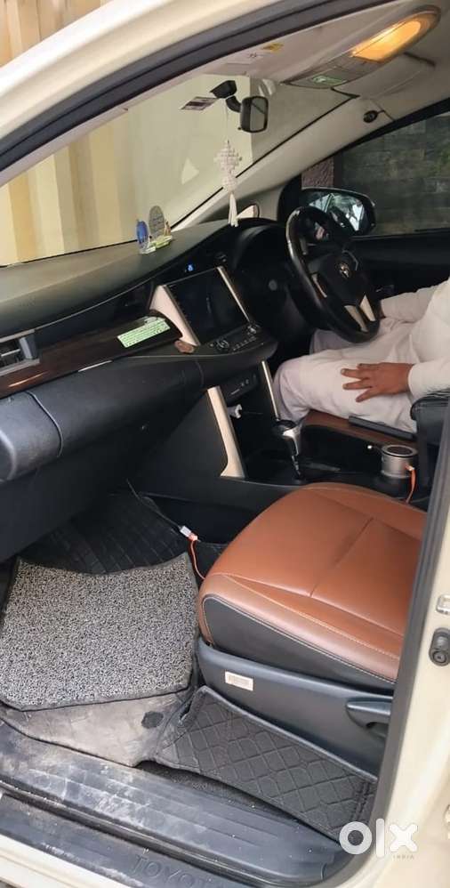 Toyota Innova Crysta 2.8z Automatic, 2018, Diesel