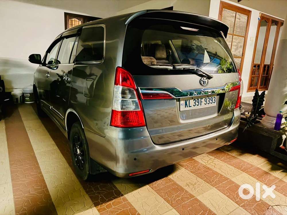Innova Kerala Well Maintained Vehicle