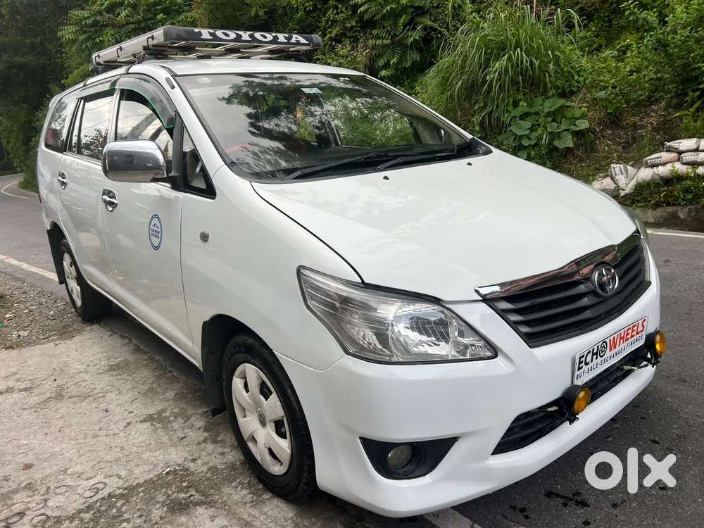 Toyota Innova 2.5 G (diesel) 7 Seater Bs Iv, 2015, Diesel