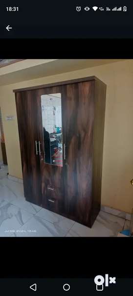 Wardrobes 3 Door Buy Sell Used Furniture in India OLX