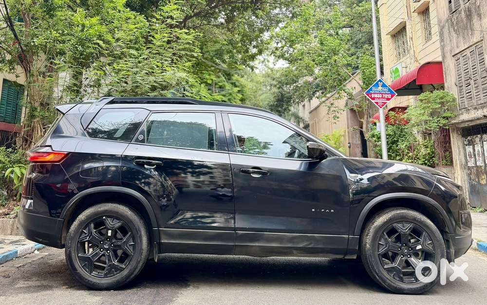 Tata Safari Accomplished Plus Dark Edition At, 2024, Diesel