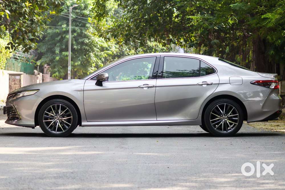 Toyota Camry 2.5 Hybrid, 2024, Petrol