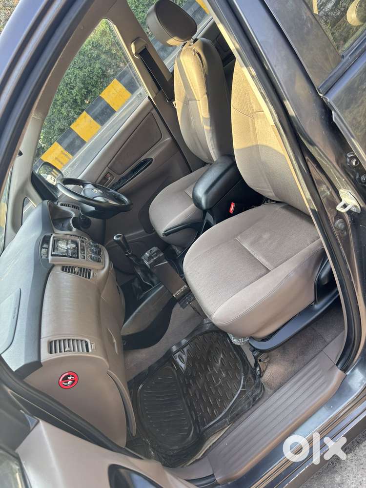 Toyota Innova 2.5 G (diesel) 7 Seater, 2015, Diesel