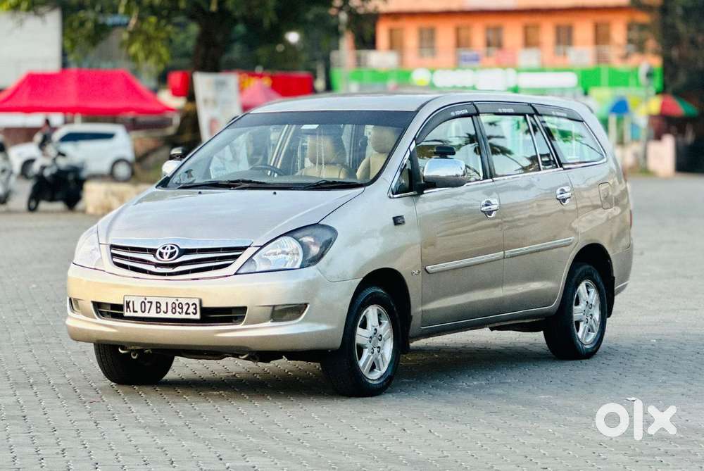 Toyota Innova 2.5 V 7 Str, 2008, Diesel