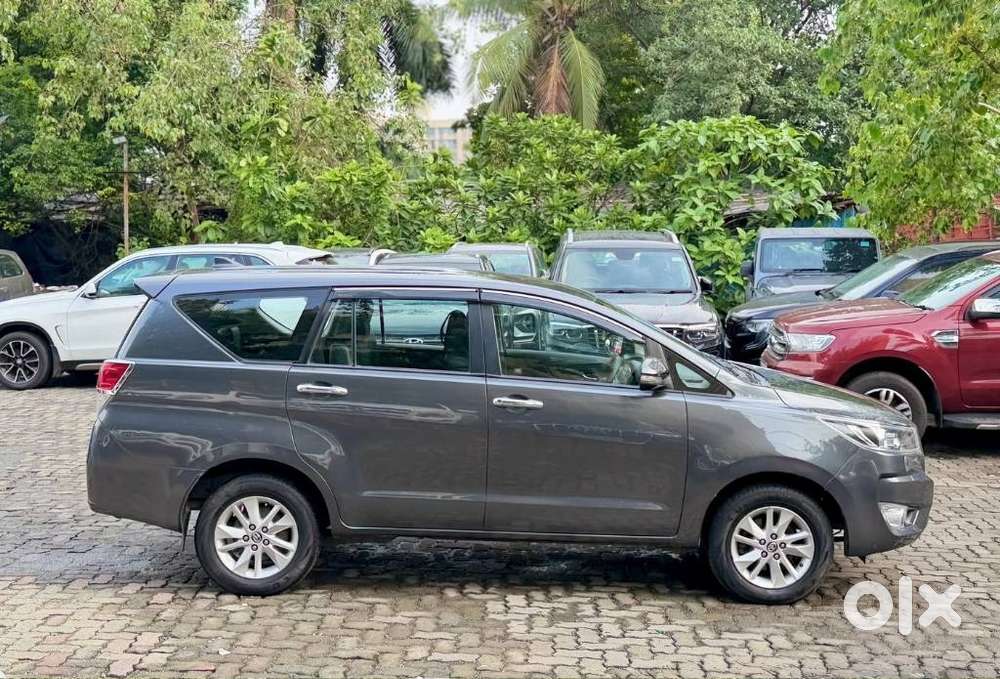 Toyota Innova Crysta 2.4 G Mt 8s, 2019, Diesel