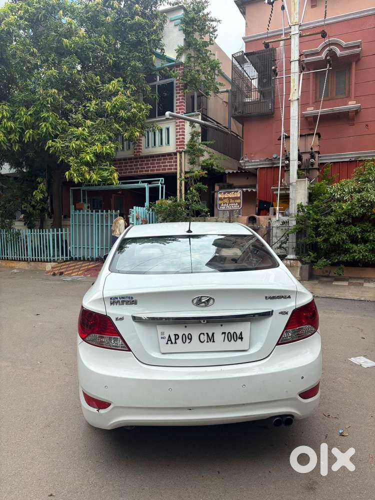 Hyundai Verna Fluidic 1.6 Crdi Sx Opt, 2012, Diesel