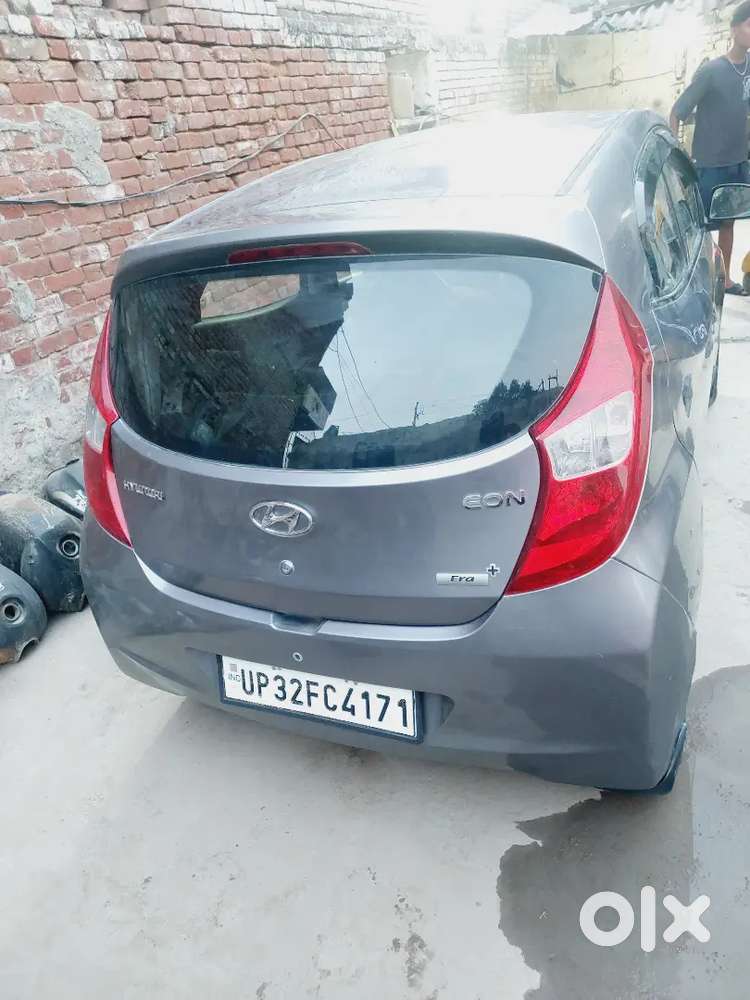 चारो न्यू टायर न्यू बैटरी